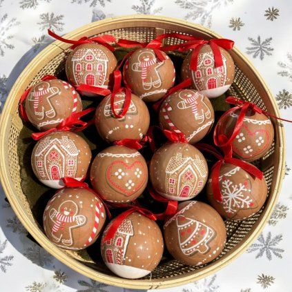 VIANOČNÉ OZDOBY V PERNÍKOVOM VZHĽADE - DARČEKOVÉ BALENIE