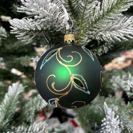 SKLENENÁ VIANOČNÁ OZDOBA - ZELENÁ GUĽA S ORNAMENTAMI (7 CM)